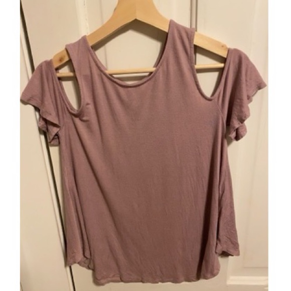 Cold shoulder top